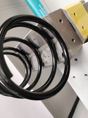 Spring Robotic Handling with Magnet Gripper Robotic handling of springs with magnetic gripper