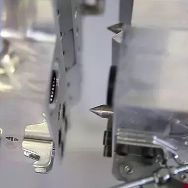 Batch production with modular gripper